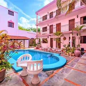 Santa Lucia 3*, Mérida Mexico